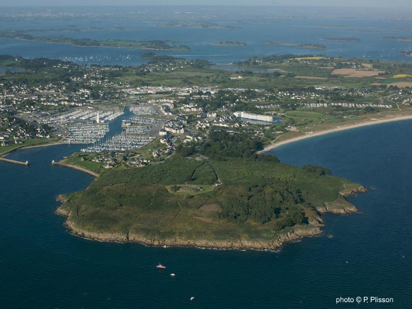 La modification du régime des vents dominants pourrait entraîner un besoin d'adaptation des infrastructures portuaires dans le Morbihan